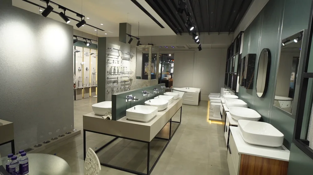Bathroom fittings and sanitaryware hall at BGH